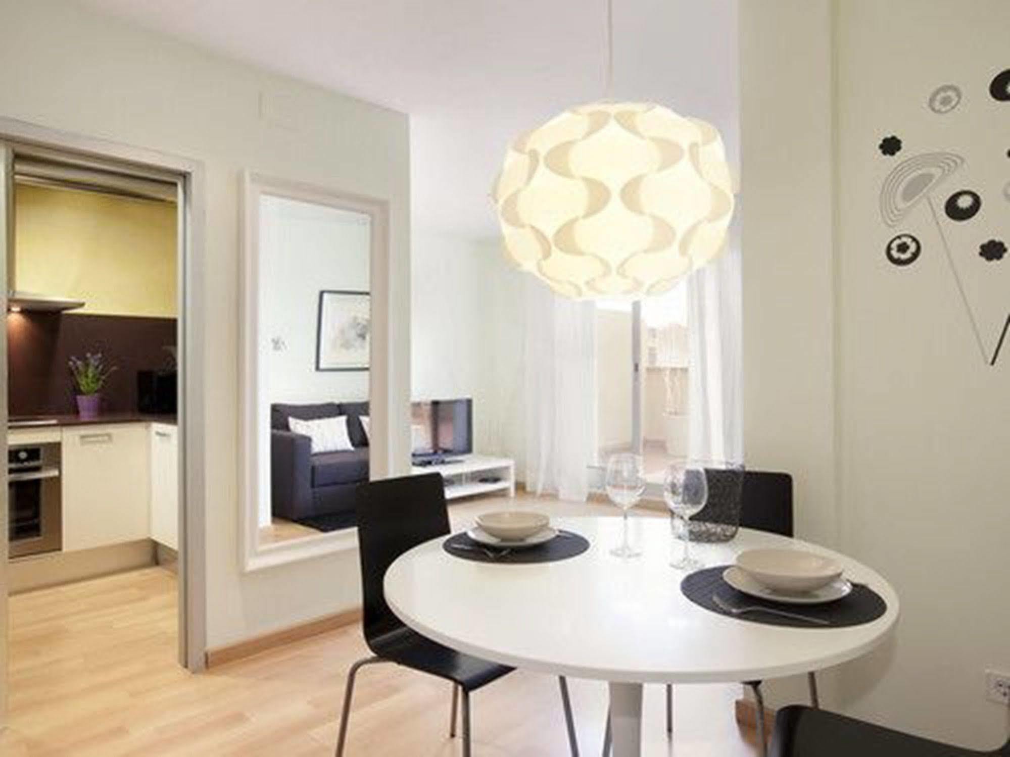 Rent Top Apartments Near Plaza De Catalunya Barcelona Exterior foto